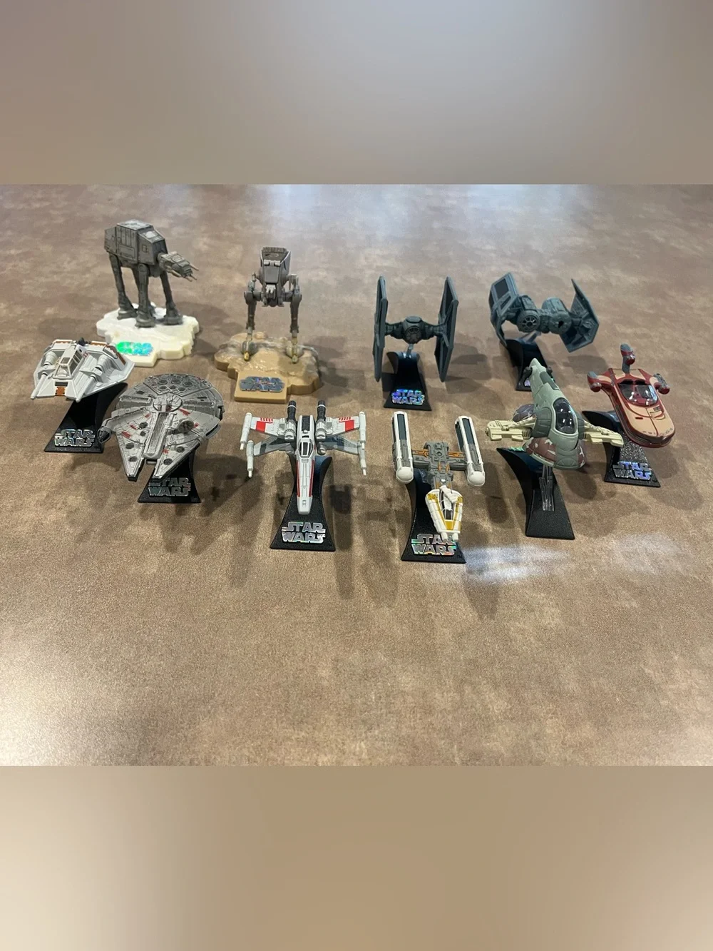 (10) Star Wars Ship / Vehicles